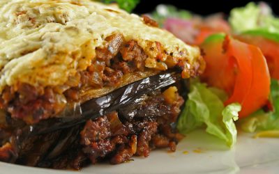5 national Greek dishes you have to try while staying in Greece